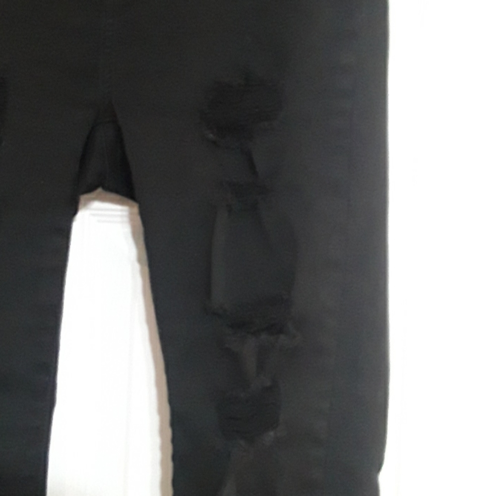 I & M RIPPED JEANS - Picture 3 of 8